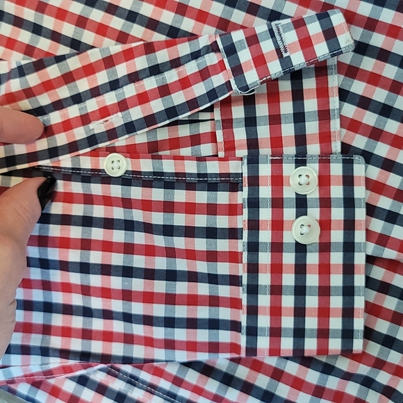 Button up - Picture 4 of 4